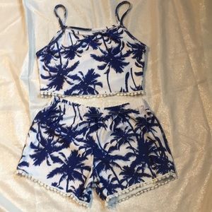 Super cute swim set